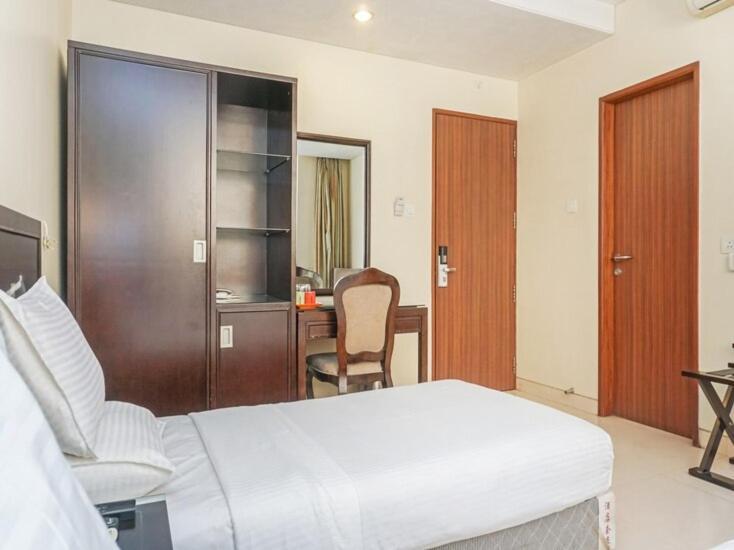 Hotel Ashoka, Pune Yerandwane Zewnętrze zdjęcie